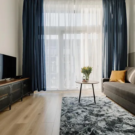 Appartement Sleep And Fly With Parking, Lotnisko, Self Check In 24-7 - - Fair